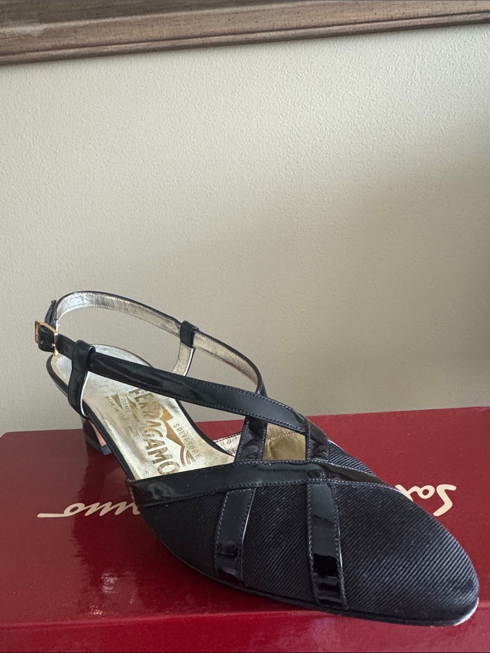 Salvatore Ferragamo Black Crisscross Slingback Dress Shoes - Picture 5 of 10
